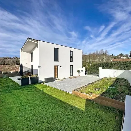 La Parenthese Basque Villa